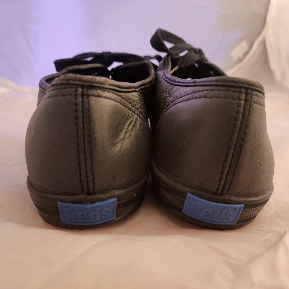 Keds Original Black Faux? Leather Tennis Shoes Women's Size 8 Black Laces EUC - Picture 6 of 9